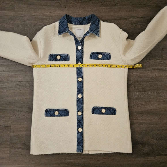 Sandro Ivory Tweed Jacket with Quilted Denim Inserts Size 38/US Size 6 - Picture 15 of 16